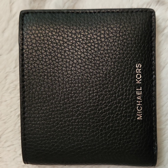 Michael Kors Black Textured Leather Bi-Fold Wallet - Picture 2 of 13